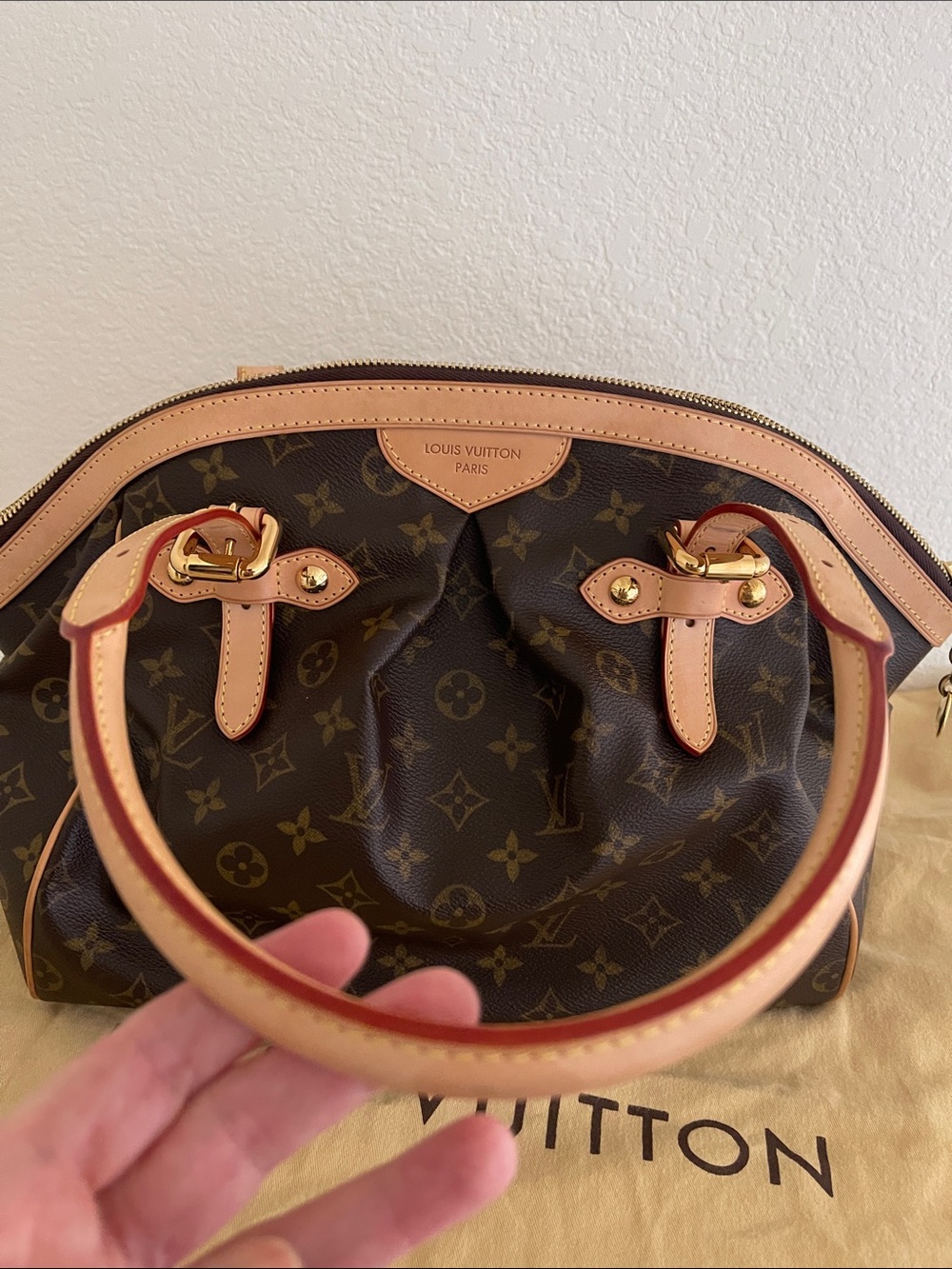 LOUIS VUITTON TIVOLI GM BAG
AUTHENTIC - Picture 13 of 17